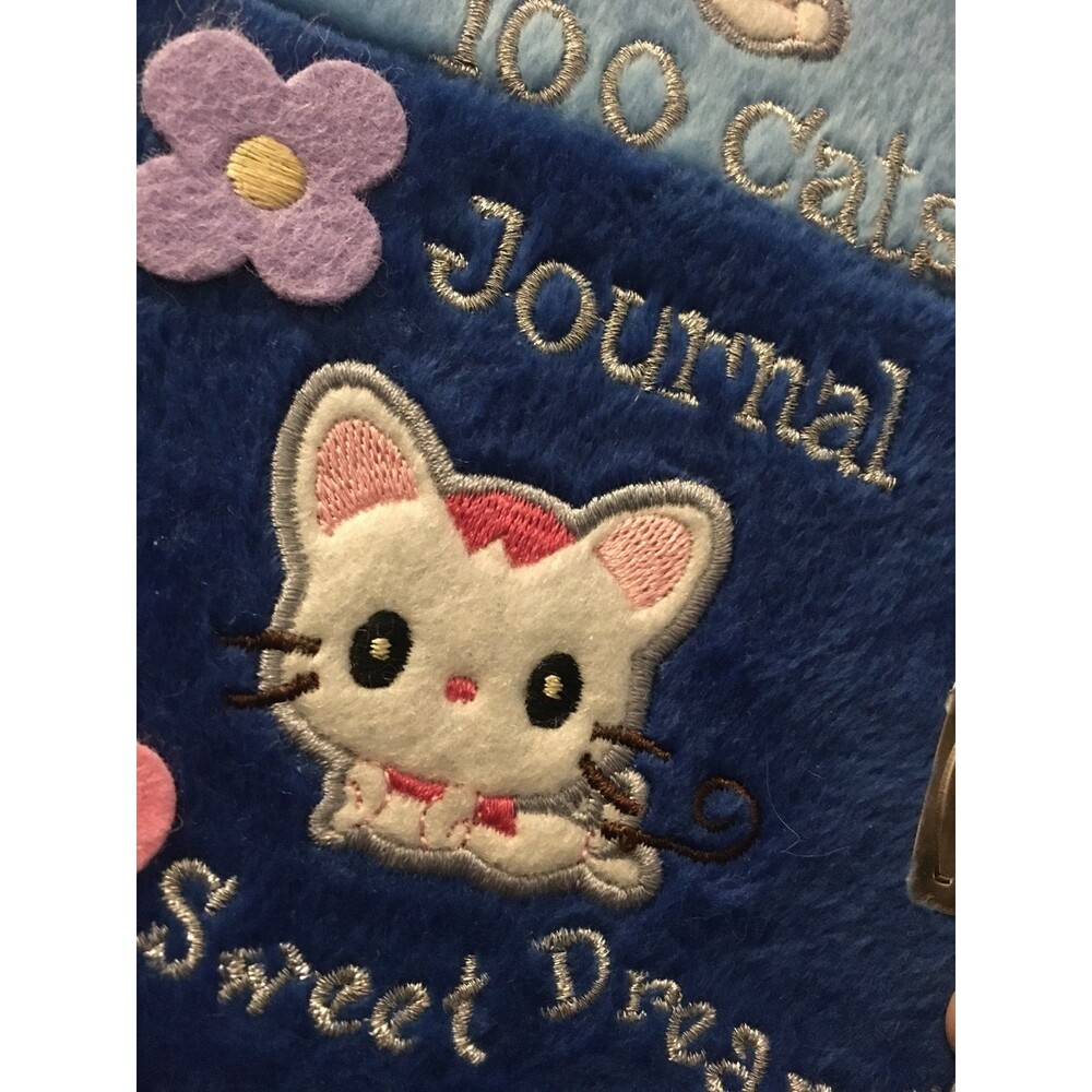 Sanrio 100 Cats Journal Day dreams & Sweet dreams Duo sections Fuzzy Lock & Key - Picture 5 of 5
